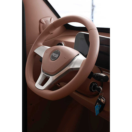 Masina electrica RDB Roxy, 25 km/h, fara permis de conducere Masina electrica RDB Roxy, 25 km/h, fara permis de conducere