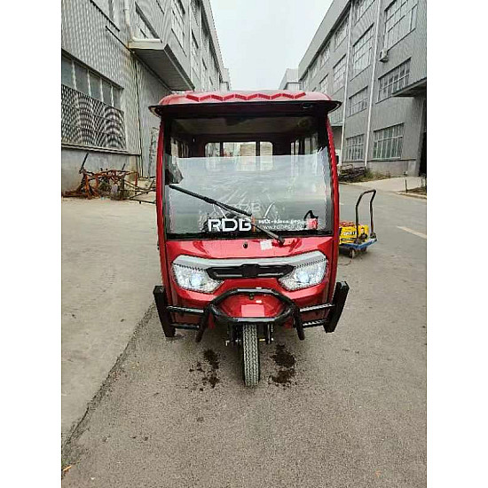 Triciclu electric, RDB MAX-Klass PRO, acoperis inchis, fara permis, 2000W-3000W, 25km/h Triciclu electric, RDB MAX-Klass PRO, acoperis inchis, fara permis, 2000W-3000W, 25km/h