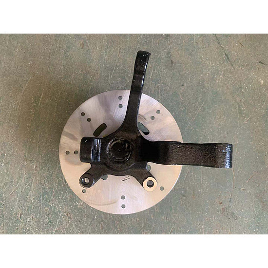 Fuzeta  butuc  roată față dreapta