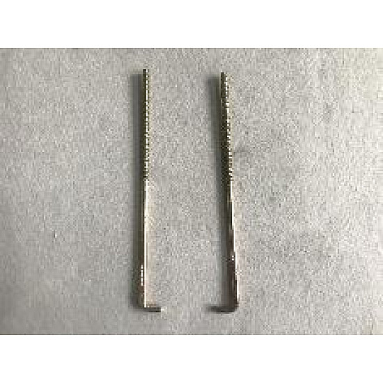 Surub de fixare a bateriei