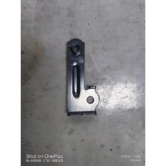 Suport aparatoare furca stanga