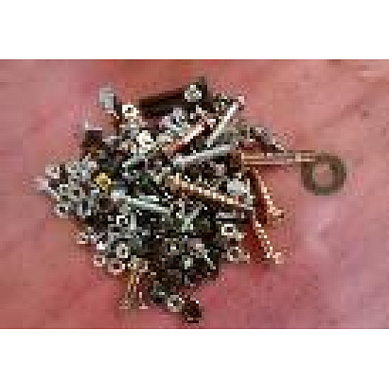 Parti standard-suruburi